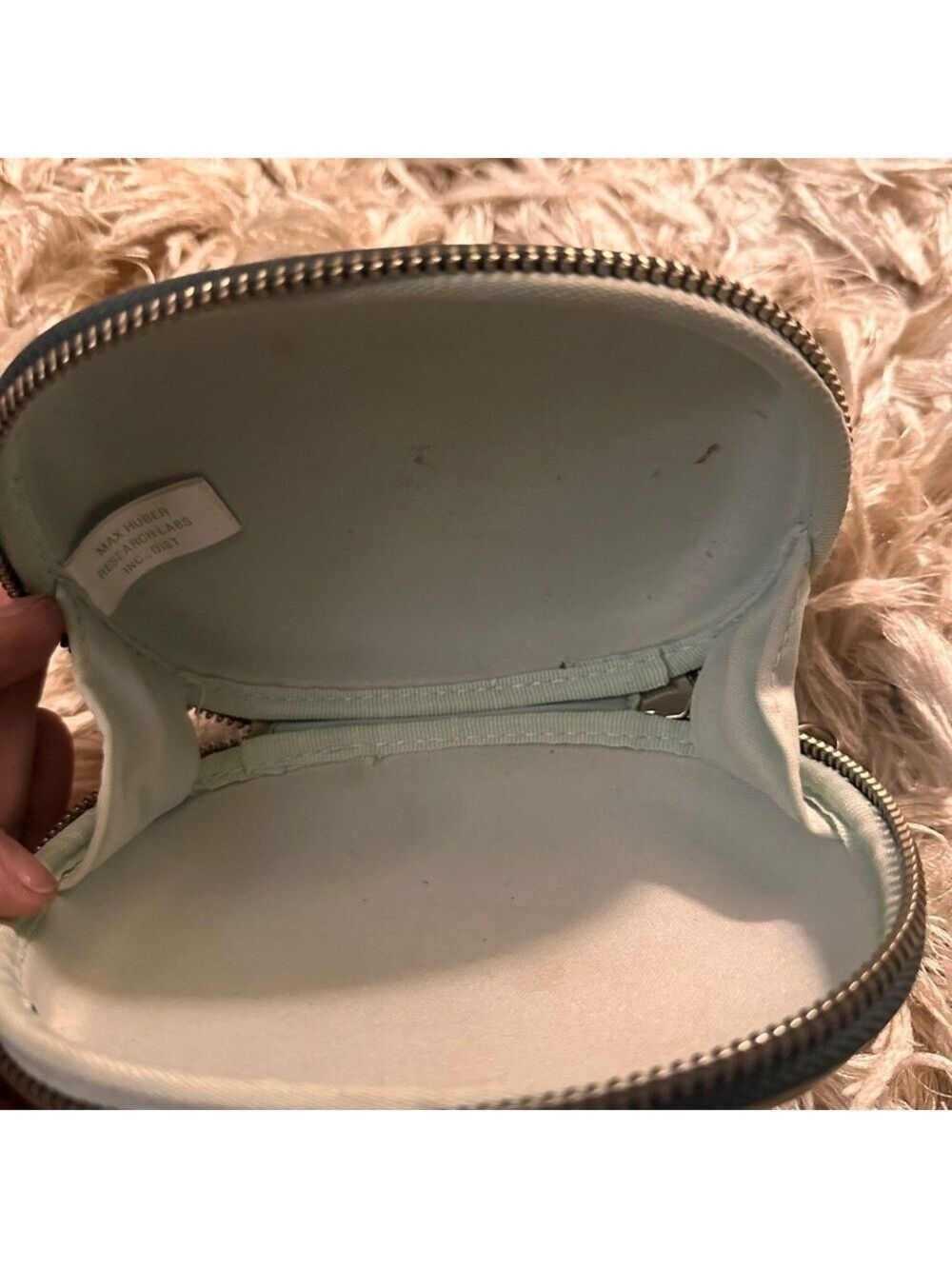 La mer Green Compact Case - Picture 2 of 5